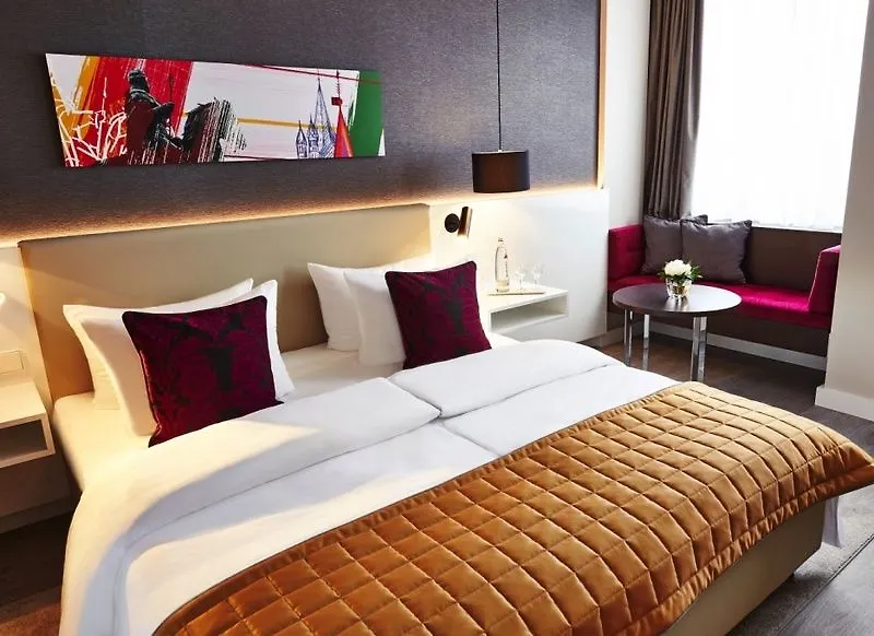 ****  Steigenberger Hotel Koln Germany