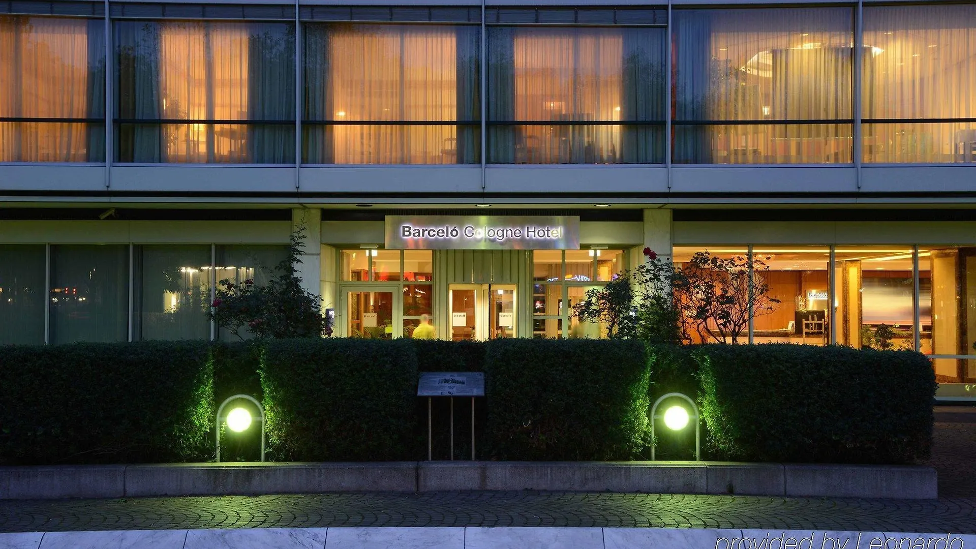 Steigenberger Hotel Koln 4*, Keulen