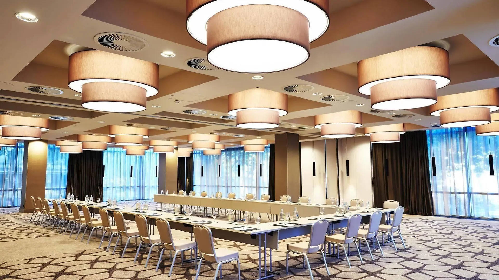 ****  Steigenberger Hotel Koln Germany